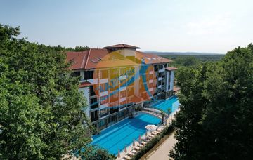 Приморско, обзаведено студио с гледка басейн, Грийн Парадайс V (Green Paradise V), Акт 16