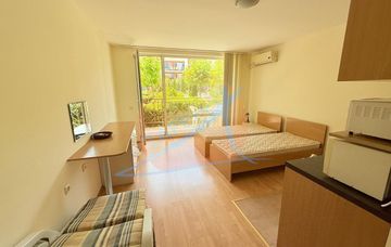 Слънчев бряг, обзаведено студио с гледка басейн на партер, Холидей Форт (Holiday Fort)