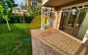 Поморие, двуетажна къща с камина и 2 паркомeстa, Виктория Роял Гарден  (Victoria Royal Garden)