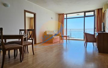 Свети Влас, първа линия, директна гледка море, просторен обзаведен двустаен, Тива дел мар/Цезар Палас