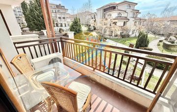 Ахелой, просторен четиристаен обзаведен апартамент, Винярдс Ризорт (Vineyards Resort)