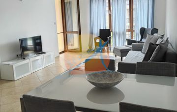 Лозенец, Оазис Бийч Клуб, двустаен обзаведен с прекрасна гледка градина и море, Oasis Beach Club, Lozenets.