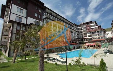 Амфора (Amfora), Диневи груп, Свети Влас