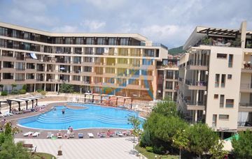 Луксор (Luxor), Свети Влас