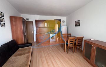 Слънчев бряг, обзаведен двустаен апартамент с гледка басейн, Съни дей 3 (Sunny day 3)